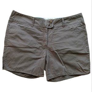 Mountain Equipment Coop MEC women brown khaki shorts sizec16